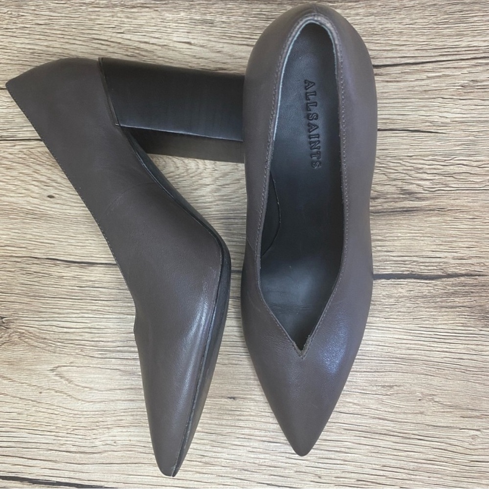 ALLSAINTS Xerxes Angled Pump size 36 but fits like US 5/5.5